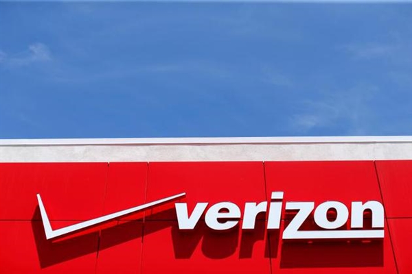 雅虎与Verizon达成新出售协议：交易价格降低3. 5 亿美元